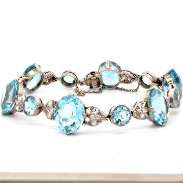 Lady's Aquamarine and Diamond Bracelet